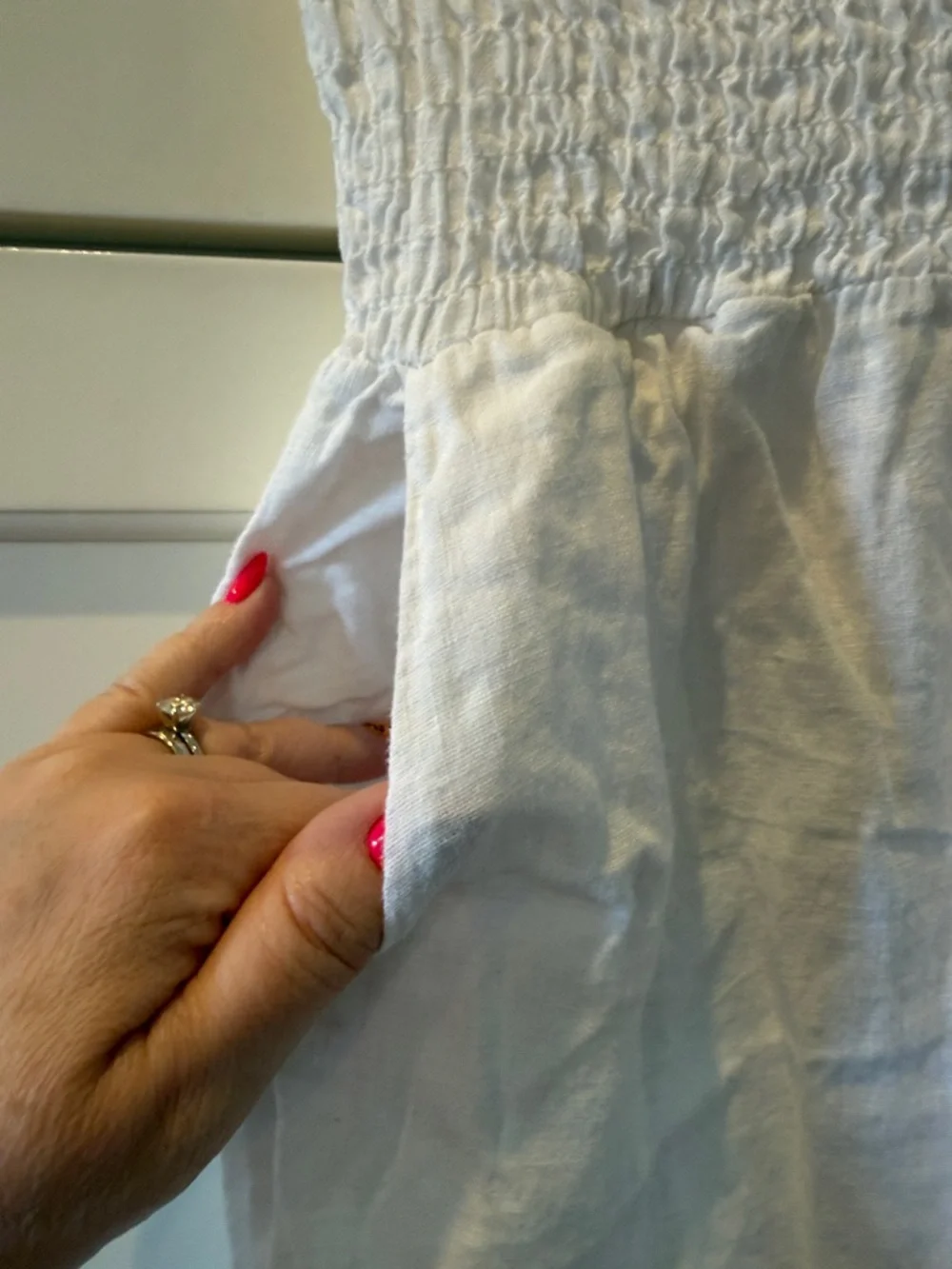 White Wide Leg Smocked-Waist Pants Made in Italy Linen - Picture 2 of 7